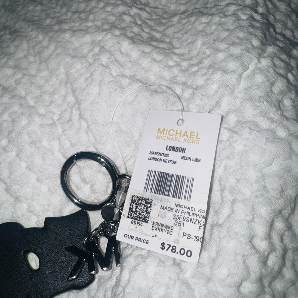 MICHAEL KORS/MK LONDON NEON NOVELTY KEYCHAIN FOB/ vintage rare! 35F9SNZK2X - Picture 6 of 16